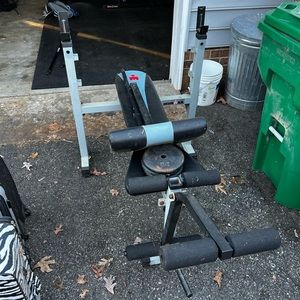 Gym bench and 4x 10lbs plates